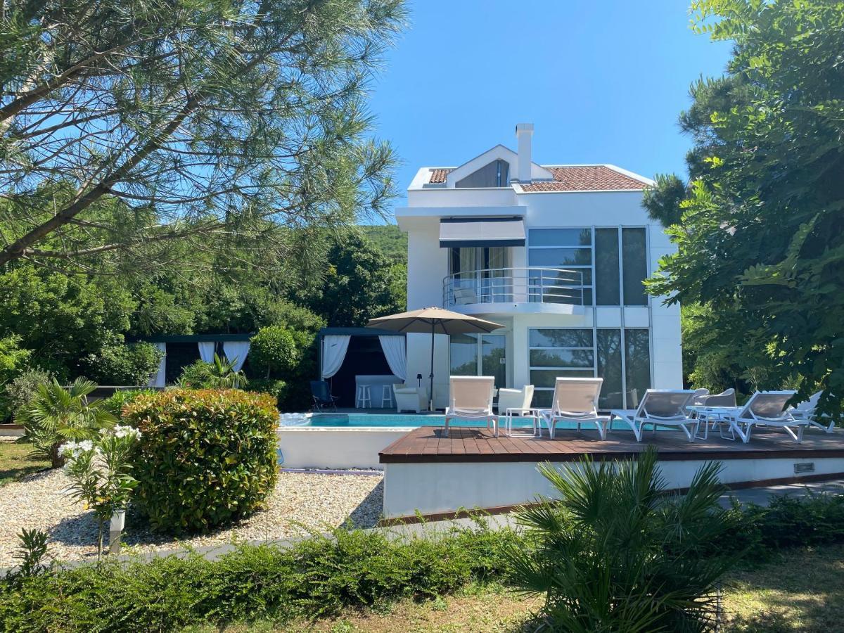 Villa Cd Dramalj Exterior photo